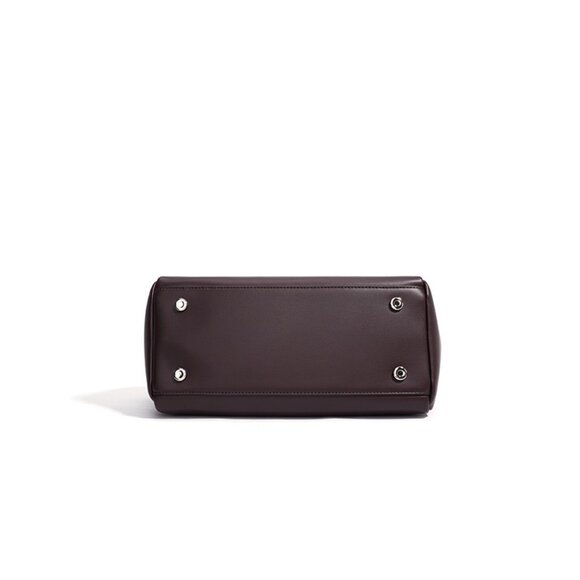 AYANA BAG — soft leather unisex bag with adjustable strap - Picture 12 of 16